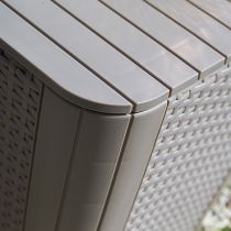 Luzon műanyag kerti asztal