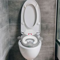 Wc szűkítő ülőke fülekkel puha párnával szürke