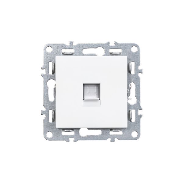 Nova UTP aljzat RJA-45 fehér