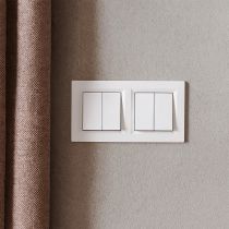 Nova kettős csillárkapcsoló 105 fehér kerettel