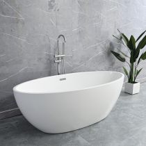 Kara szabadon álló fürdőkád