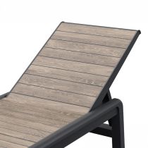 Porto műanyag kerti napozóágy párna nélkül