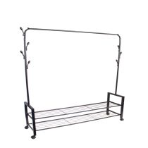 Gurulós ruhaállvány két polccal