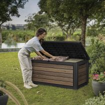 Decocoat műanyag kerti láda 630 L